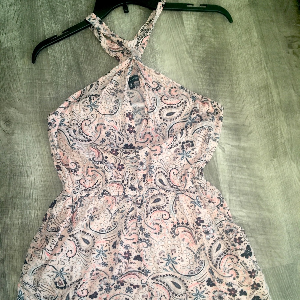 Kendall and Kylie short romper size M